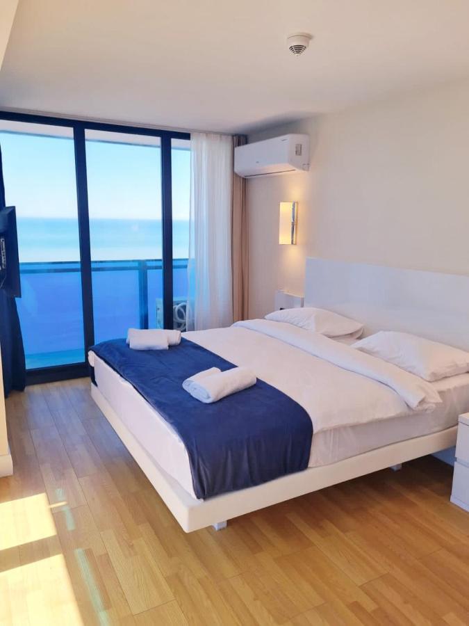 D Block Of New Luxurious Orbi City Batumi Luaran gambar