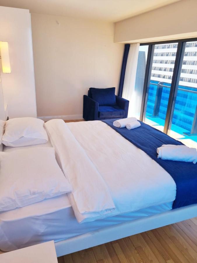 D Block Of New Luxurious Orbi City Batumi Luaran gambar