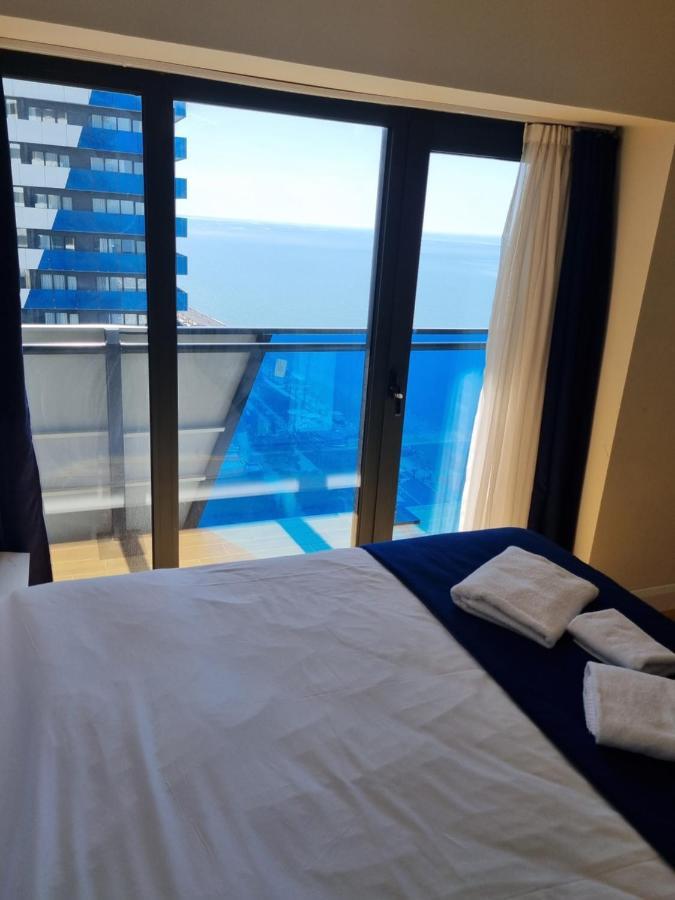 D Block Of New Luxurious Orbi City Batumi Luaran gambar